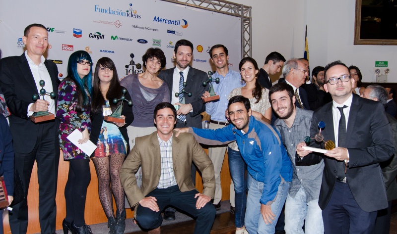 Archivo:Ganadores2 ideas2014.jpg